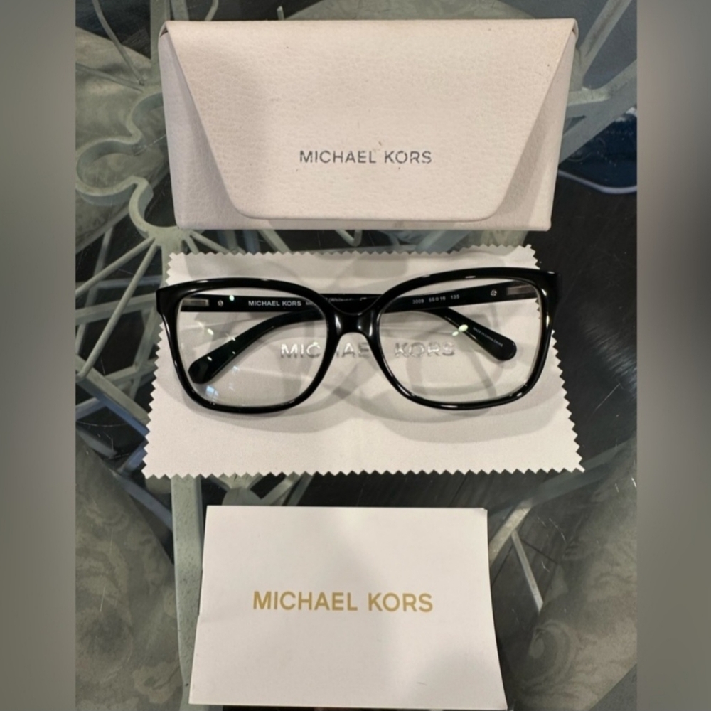 Michael Kors Glasses - Picture 2 of 5